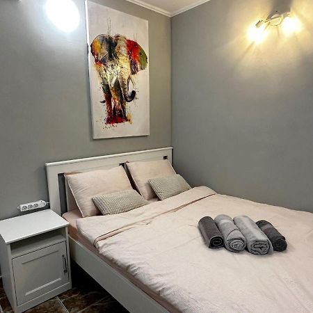 בוקרשט One Room Apartment Decebal מראה חיצוני תמונה