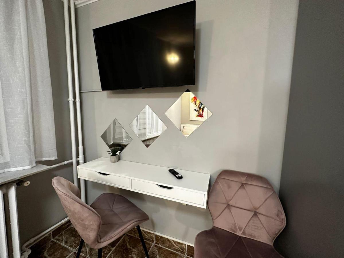 בוקרשט One Room Apartment Decebal מראה חיצוני תמונה
