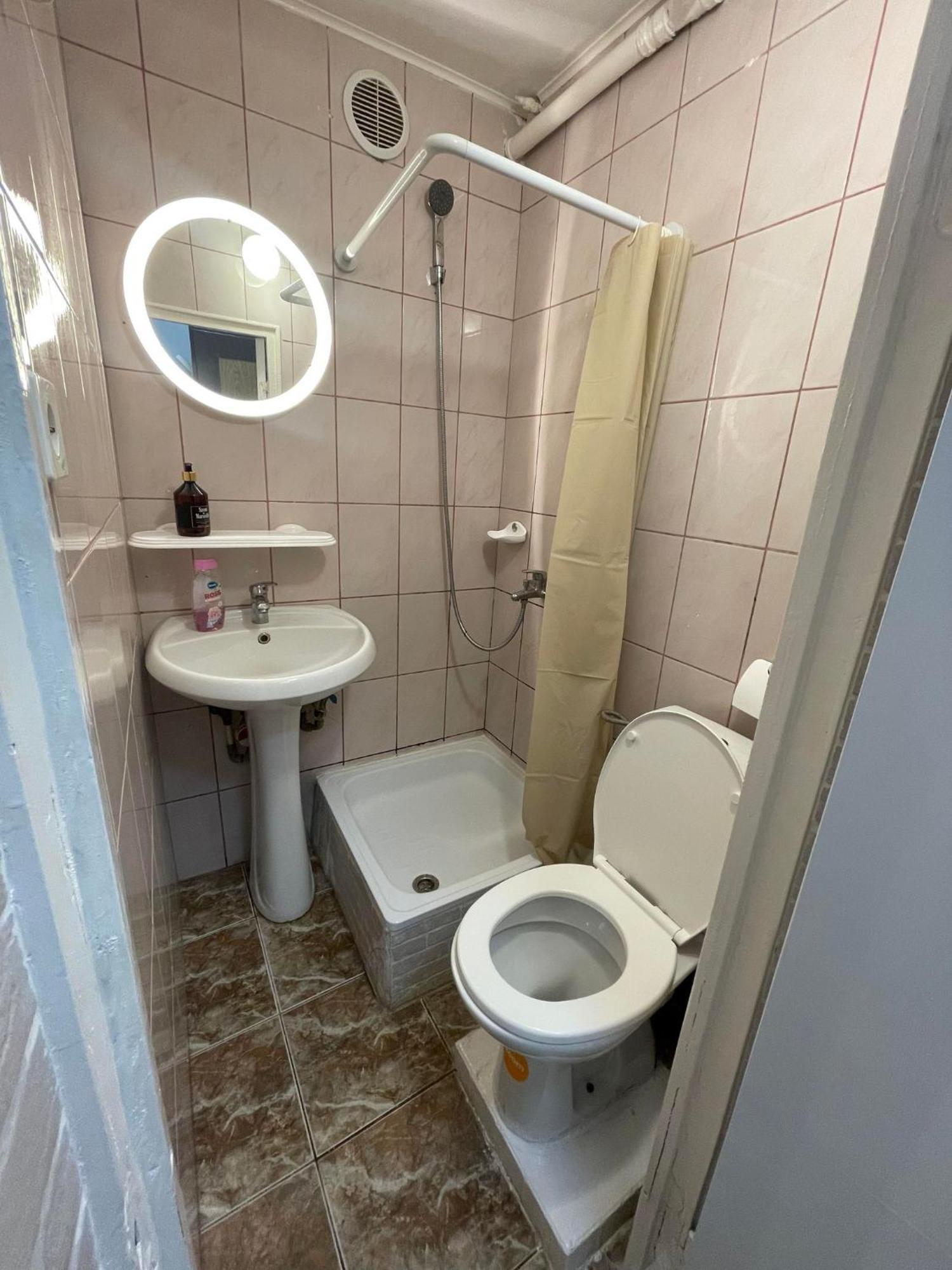 בוקרשט One Room Apartment Decebal מראה חיצוני תמונה